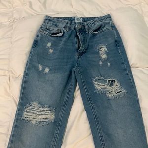 Mom High-Rise Blue Jeans